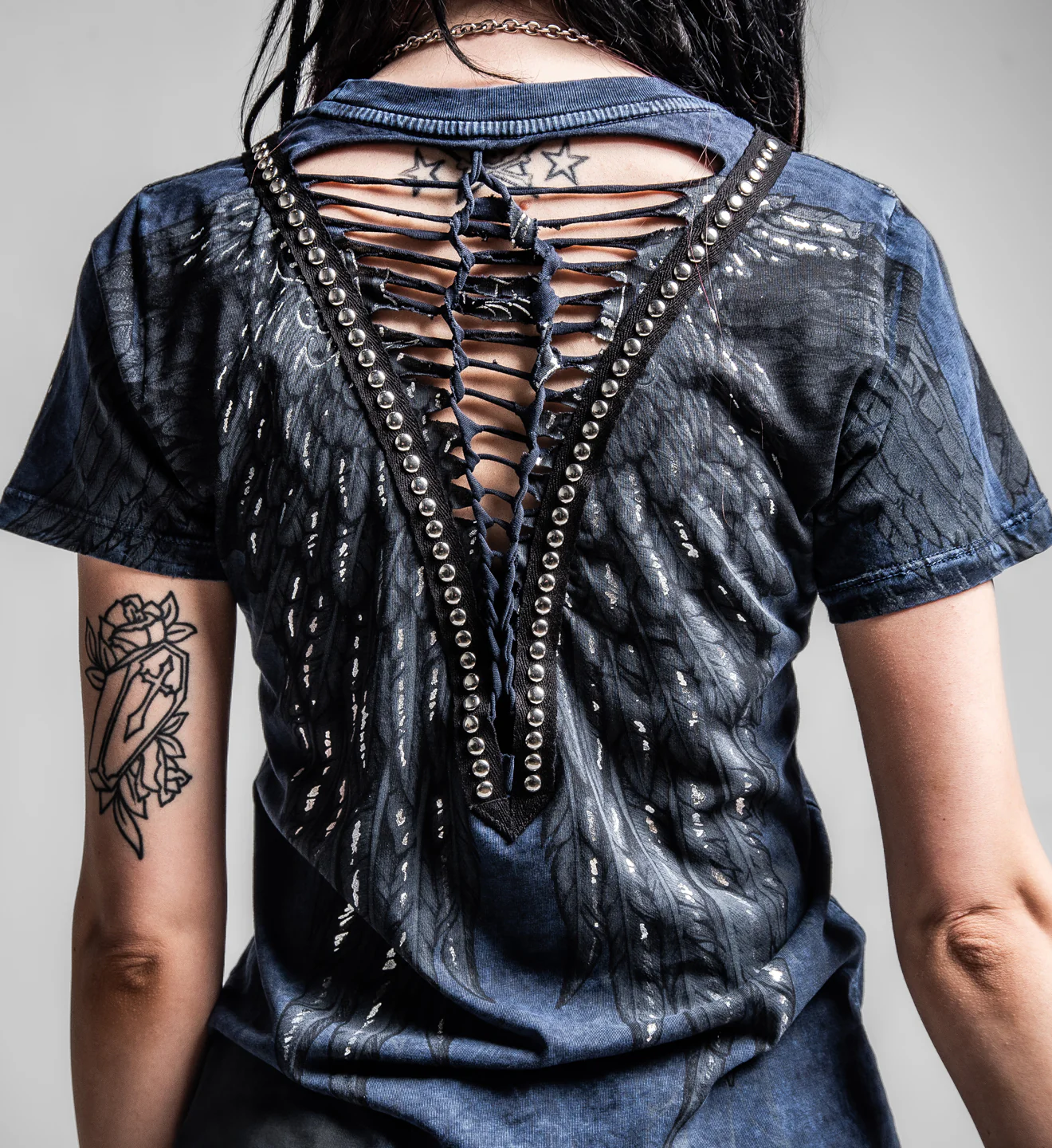 Age Of Winter Short Sleeve V Neck - Image 4