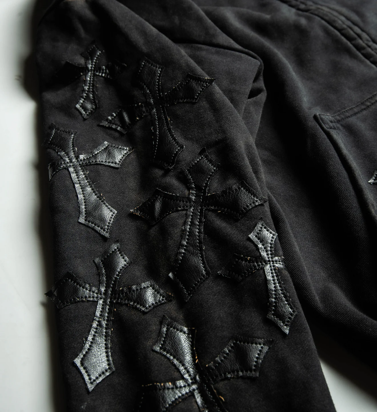 Tompson Zip-Up Hood - Image 13