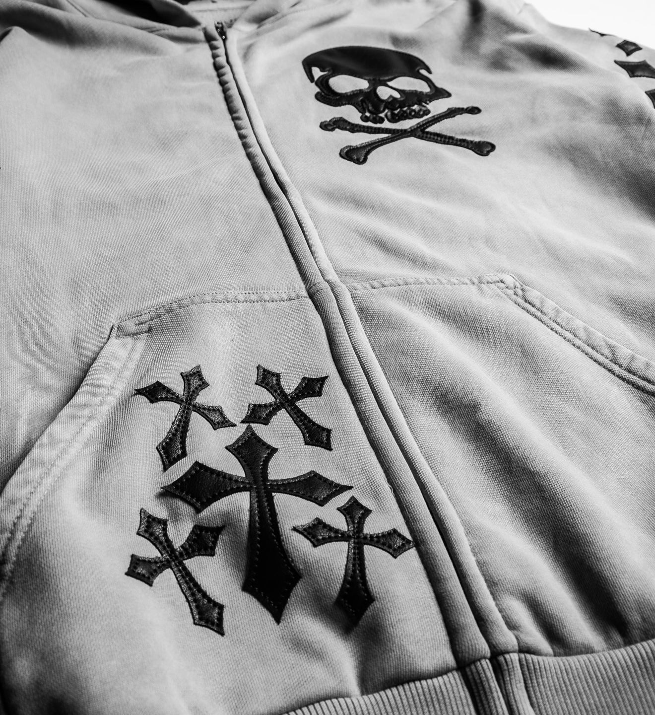 Tompson Zip-Up Hood - Image 27