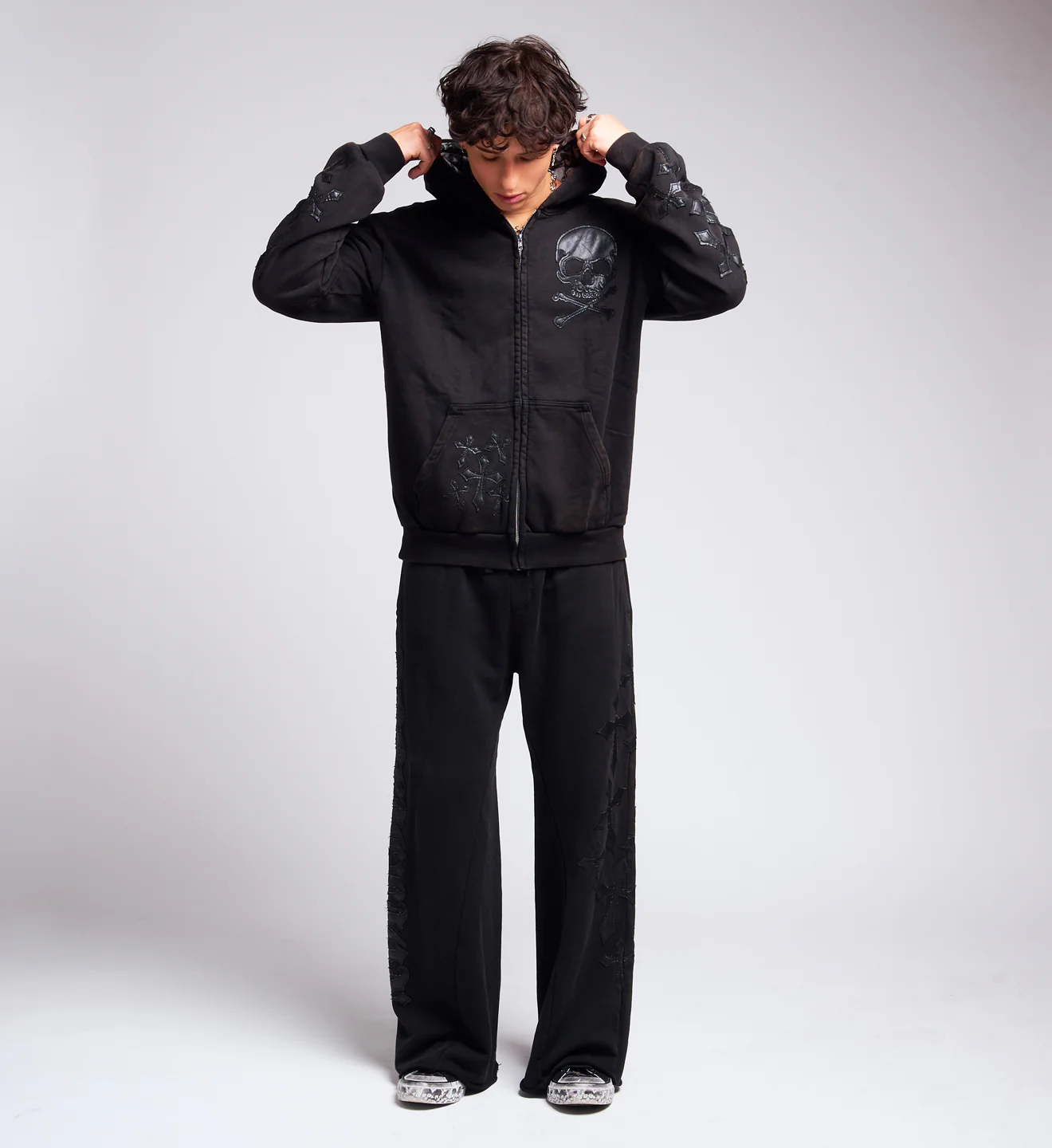 Tompson Zip-Up Hood - Image 8
