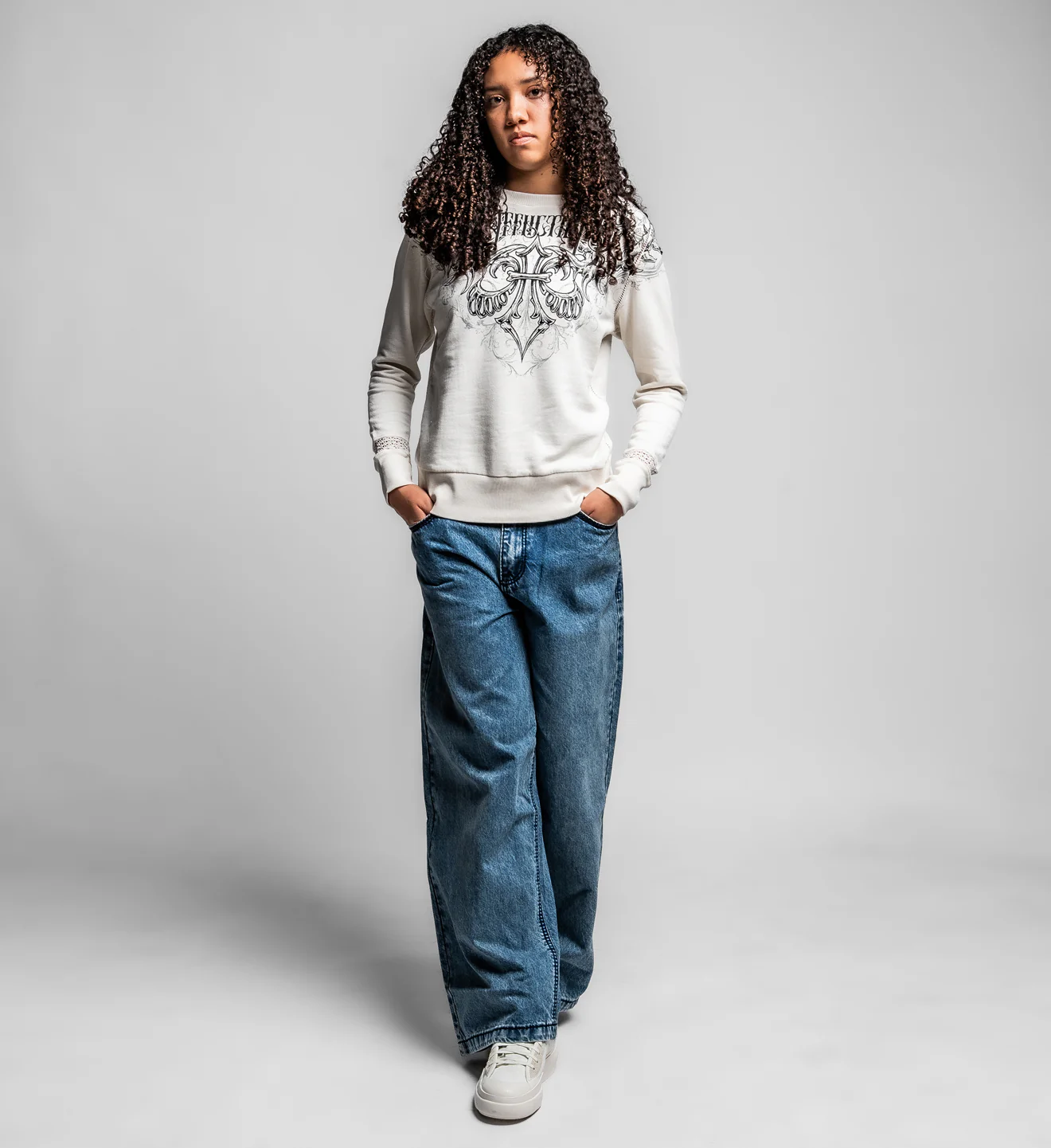 Vertibrate LS Crewneck - Image 7