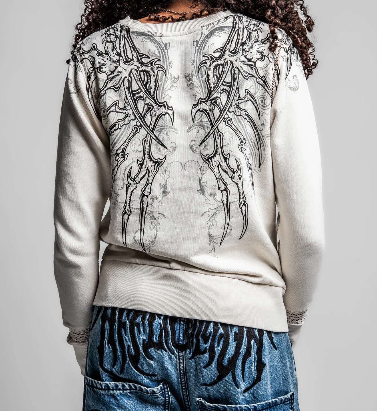 Vertibrate LS Crewneck - Image 9